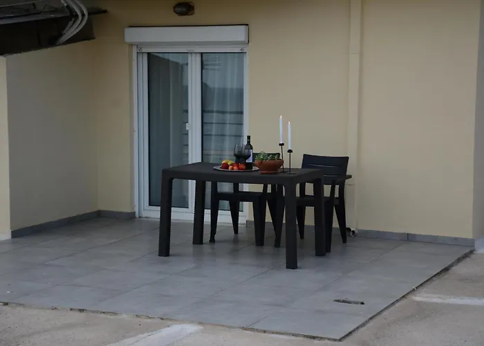 La Veranda Center *